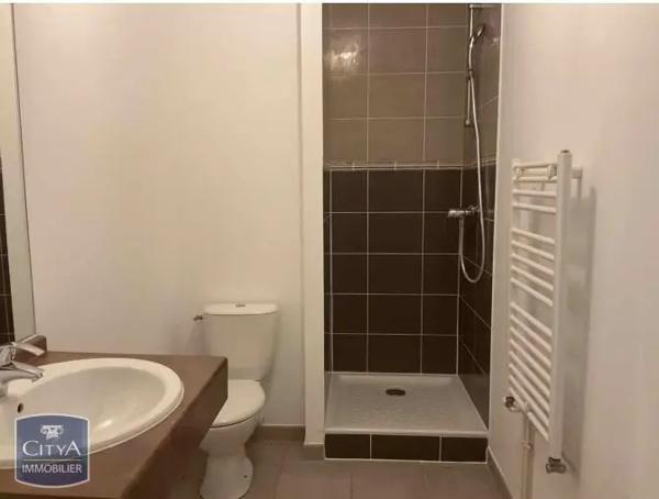 Appartement à louer 2 pièces 43.2m² Joué-lès-Tours (37300)