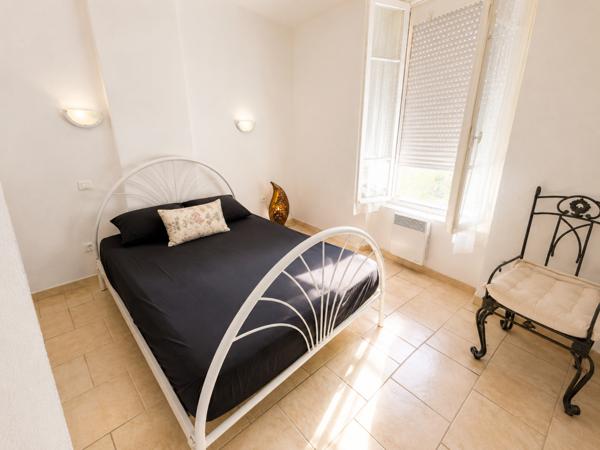 Immeuble 9 pièces à vendre Narbonne - 11100 / Réf: 01-4678