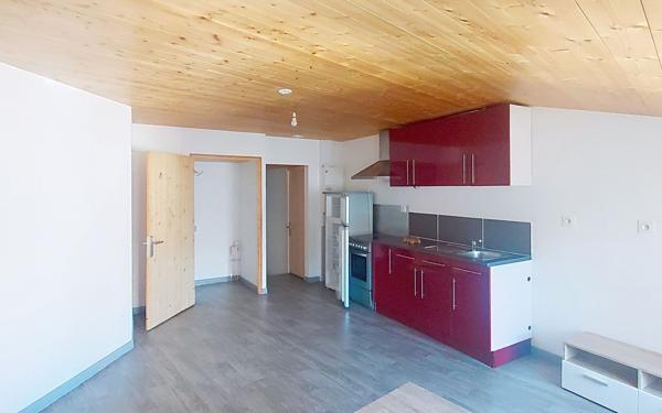 Appartement à louer    2 pièces • 34 m2 Saint-Flour