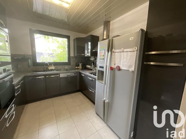 Maison à vendre 5 pièces 98 m² Vert-Saint-Denis