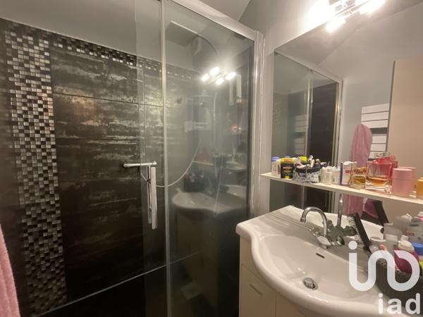 Maison à vendre 5 pièces 98 m² Vert-Saint-Denis