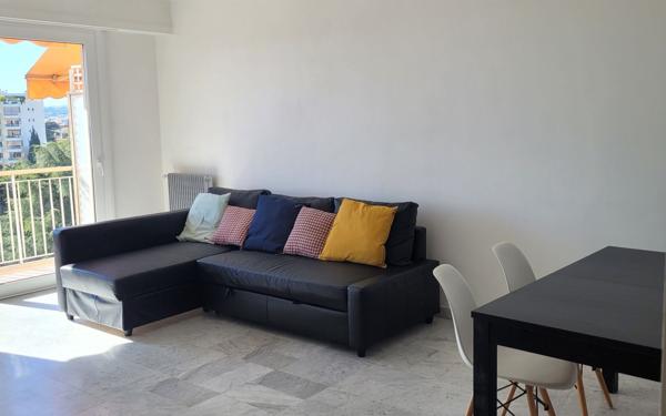 Appartement à louer    2 pièces •  Cagnes-sur-Mer