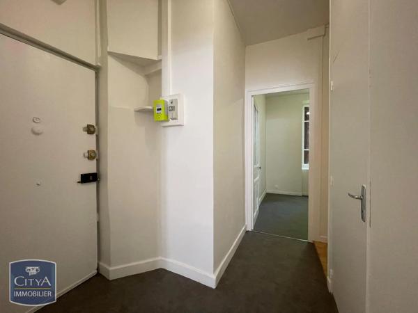 Appartement à louer 1 pièce 38.93m² Lyon 8e Arrondissement (69008)