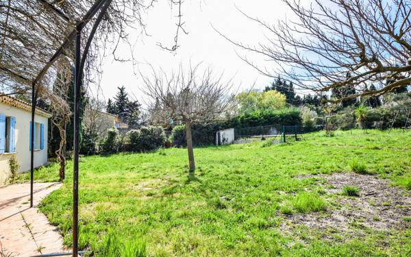 Maison à vendre    4 pièces •  Rochefort-du-Gard