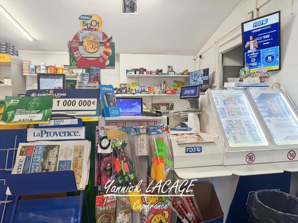 Fonds de commerce/ Murs/ Appartement à vendre à Montredon 13008 MARSEILLE