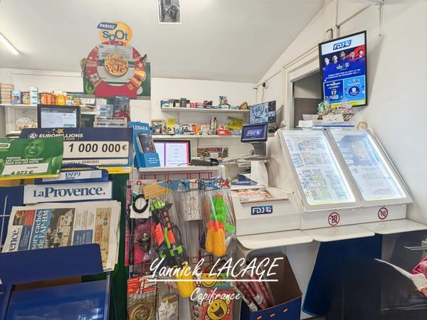 Fonds de commerce/ Murs/ Appartement à vendre à Montredon 13008 MARSEILLE