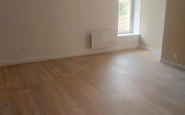 Maison à louer    6 pièces • 175 m2 Saint-Julien