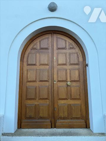 PROCHE CENTRE, GRANDE VILLA ANNEES 50 AVEC JARDIN