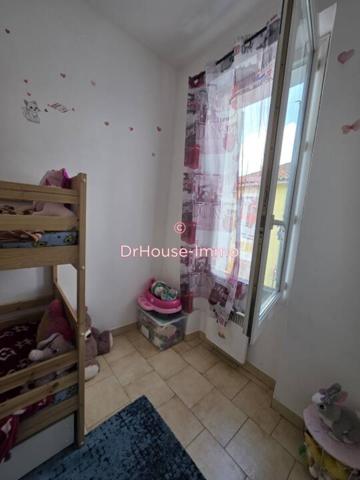 Immeuble à vendre 9 pièces de 138 m²