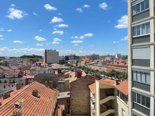 Bureau 4 pièces - 104 m²