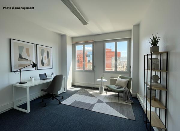 Bureau 4 pièces - 104 m²