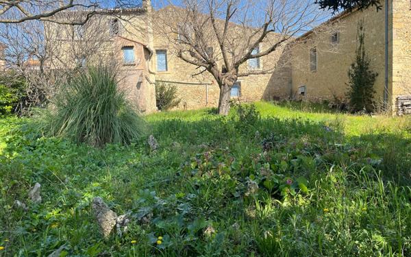 Maison à vendre    10 pièces • 250 m2 Saint-Pons-de-Mauchiens