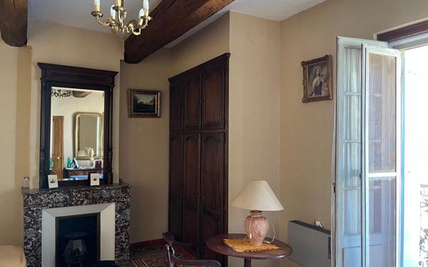 Maison à vendre    10 pièces • 250 m2 Saint-Pons-de-Mauchiens