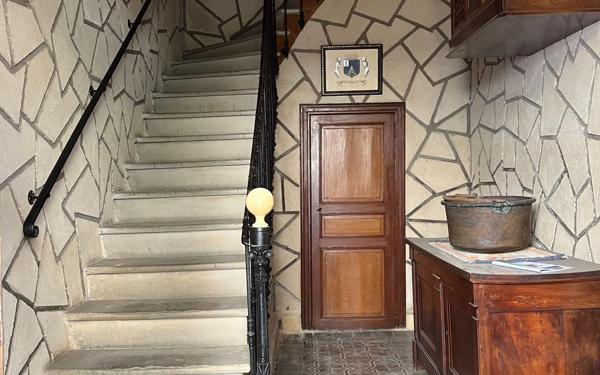 Maison à vendre    10 pièces • 250 m2 Saint-Pons-de-Mauchiens