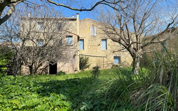 Maison à vendre    10 pièces • 250 m2 Saint-Pons-de-Mauchiens