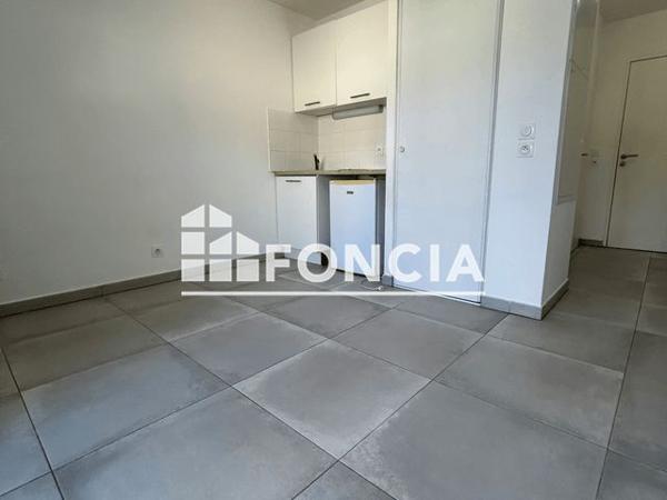 Location Studio 19.9 m² - 101 RUE DE L'OLIVASTRE Bormes Les Mimosas 83230