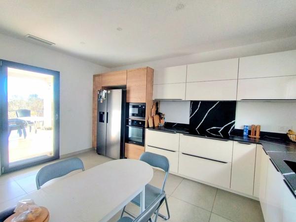 Maison 4 pièces – 118 m² habitables – Vue mer – Garage de 136 m2 à Folelli, Penta di Casinca (Haute-Corse)
