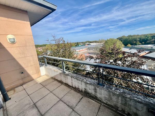 Appartement Cergy 3 pièce(s) 66 m2 199 000 € **  - Référence  5282