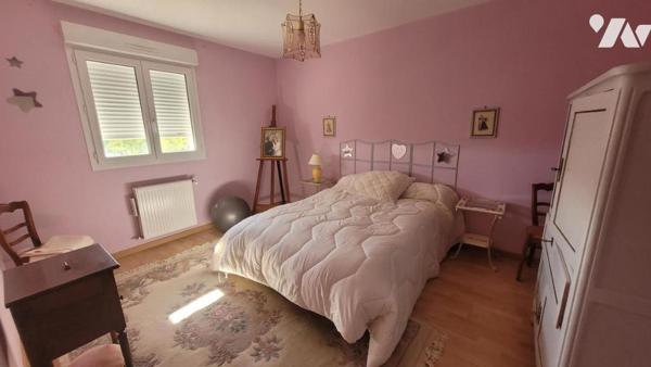 SABLE SUR SARTHE-PAVILLON DE TYPE 6-REF:VDL2158