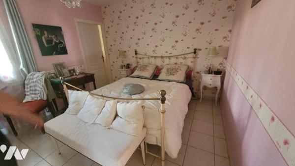 SABLE SUR SARTHE-PAVILLON DE TYPE 6-REF:VDL2158