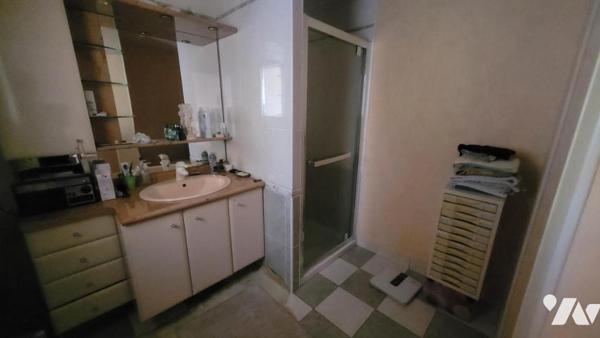 SABLE SUR SARTHE-PAVILLON DE TYPE 6-REF:VDL2158