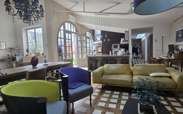 Maison à vendre    6 pièces •  Saint-Maur-des-Fossés