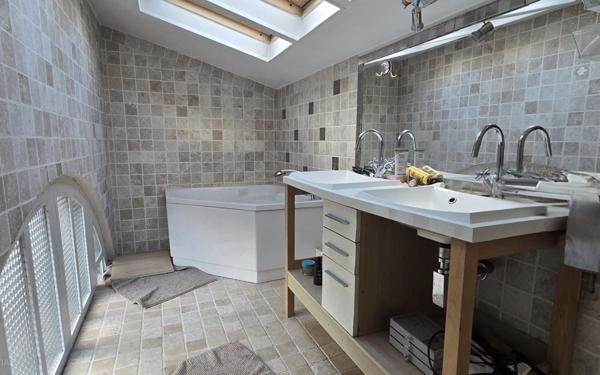 Maison à vendre    6 pièces •  Saint-Maur-des-Fossés