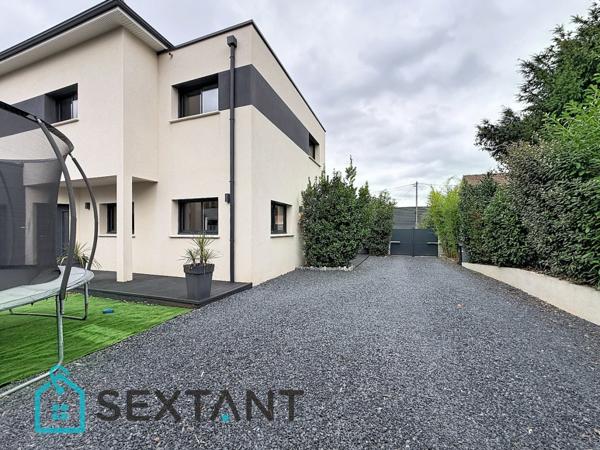 Maison comtemporaine 160 m 2 , 6 chambres