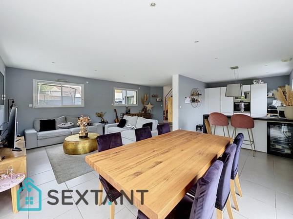 Maison comtemporaine 160 m 2 , 6 chambres