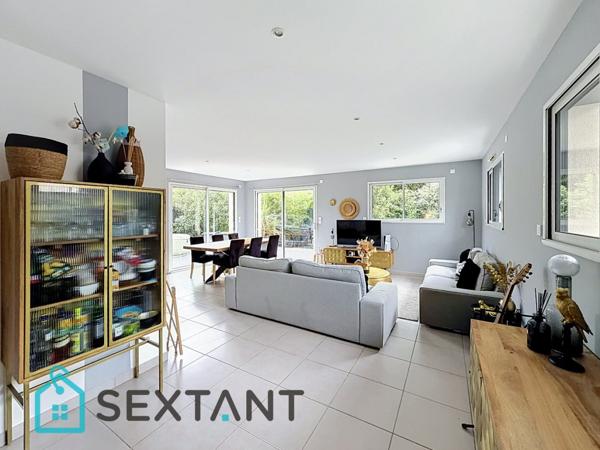 Maison comtemporaine 160 m 2 , 6 chambres