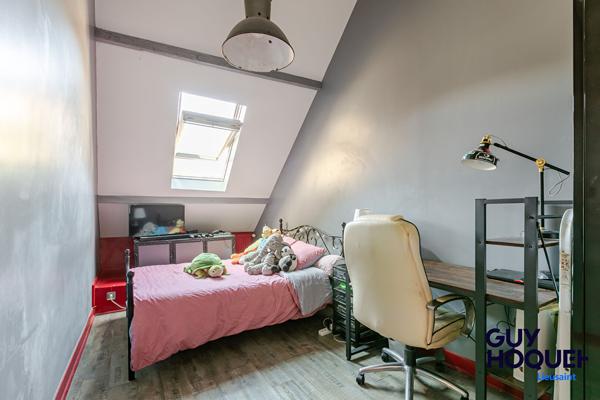 Maison de caractère de 166 m² avec dépendance et piscine à Lieusaint (77127)