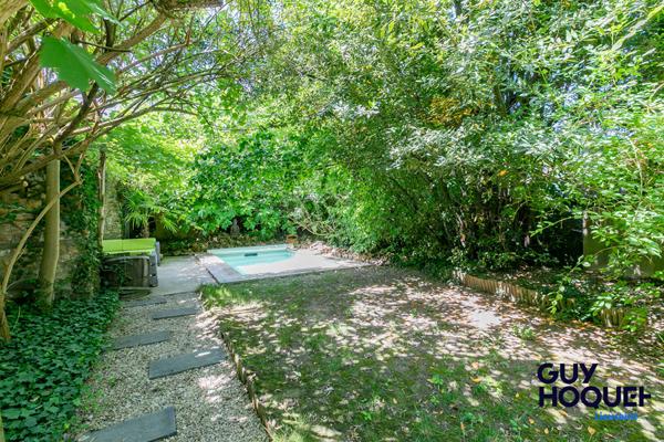 Maison de caractère de 166 m² avec dépendance et piscine à Lieusaint (77127)