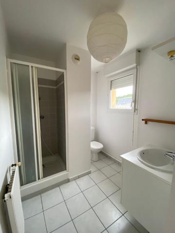 Studio 25m2 centre-ville Évreux avec parking
