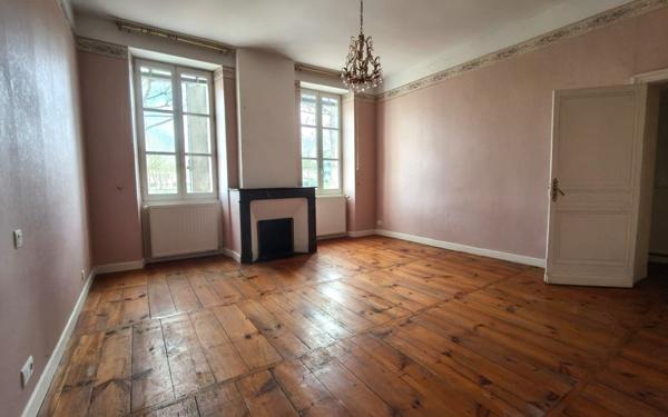 Maison à vendre    6 pièces •  Tartas