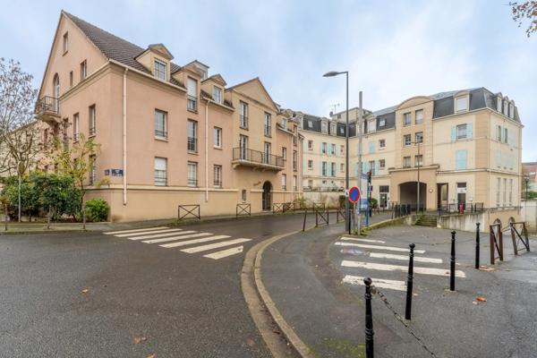 Appartement 4 pièces - 90 m² Exclusivité efficity