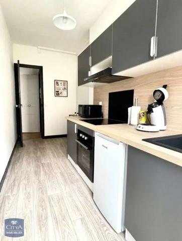 Appartement à louer 2 pièces 50.76m² Charleville-Mézières (08000)