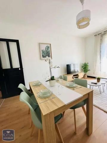 Appartement à louer 2 pièces 50.76m² Charleville-Mézières (08000)