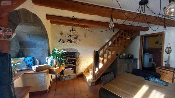Maison à vendre à Andelat dans le Cantal (15100), ref : FG/2458   
LE SAILHANT