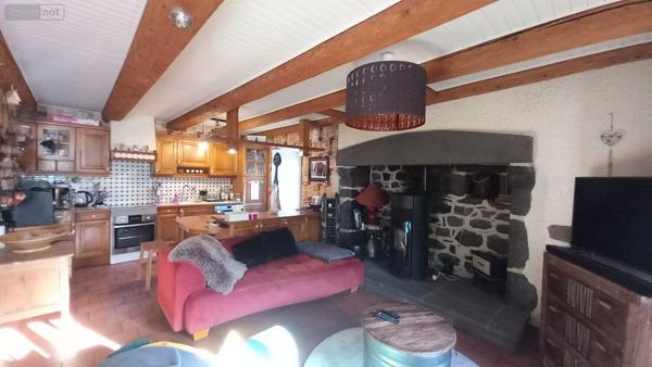 Maison à vendre à Andelat dans le Cantal (15100), ref : FG/2458   
LE SAILHANT