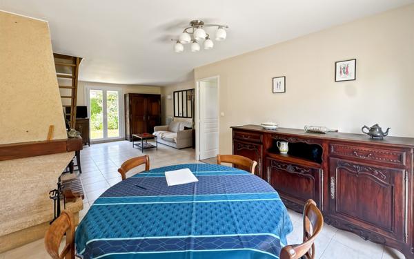 Maison à vendre    4 pièces • 110 m2 Équemauville