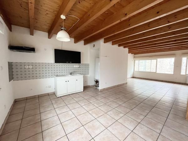 Maison à vendre |  Pont-l'Abbé-d'Arnoult |  4 pièces | 80 m²