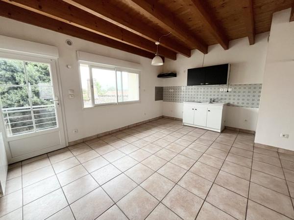 Maison à vendre |  Pont-l'Abbé-d'Arnoult |  4 pièces | 80 m²