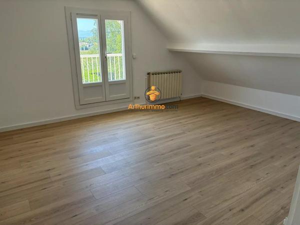 Location                                                      Appartement
                        
                     4 pièces                      72 m2                     à Idron