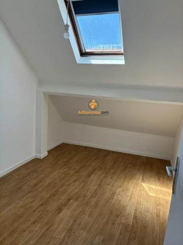 Location                                                      Appartement
                        
                     4 pièces                      72 m2                     à Idron