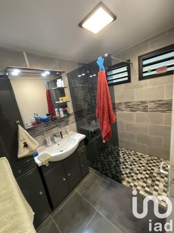 Maison 3 pièces de 80 m² à Sainte-Marie (97438)