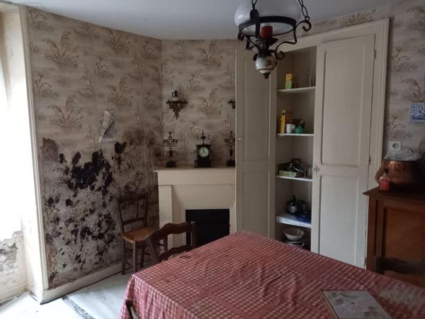 Maison à vendre à Vic-sur-Cère dans le Cantal (15800), ref : MG/2366