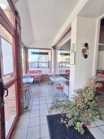 Immeuble à vendre 23 pièces de 645 m²