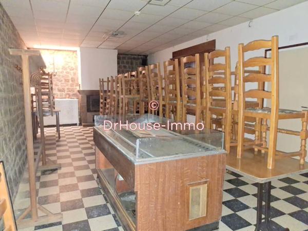 Immeuble à vendre 23 pièces de 645 m²
