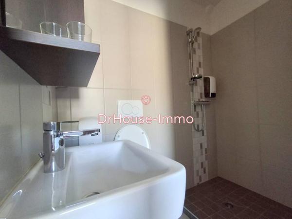 Immeuble à vendre 23 pièces de 645 m²