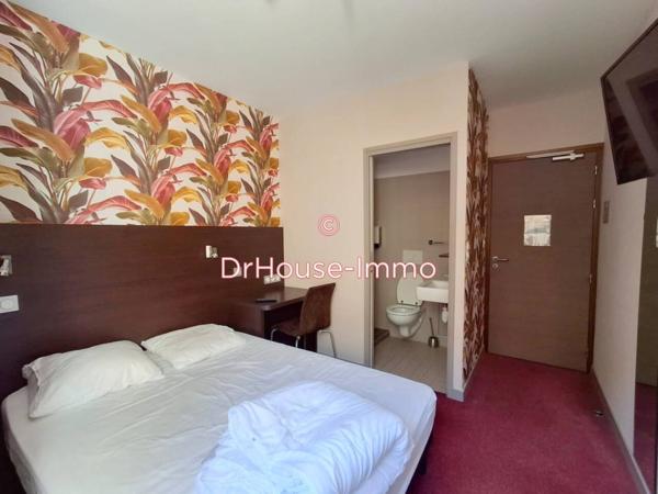 Immeuble à vendre 23 pièces de 645 m²